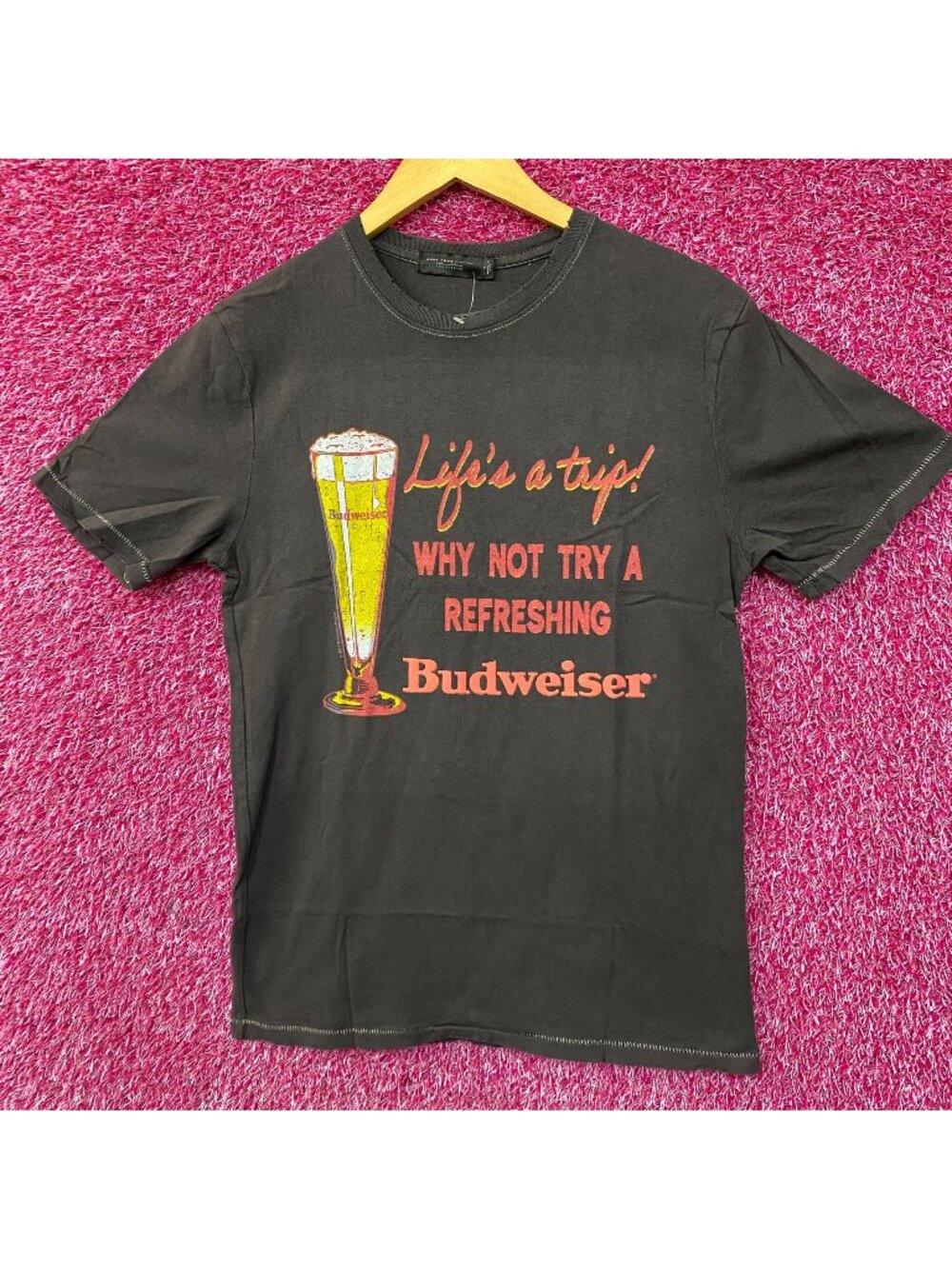 Junk Food Budweiser Life's a Trip Vintage Style Graphic T-Shirt Small